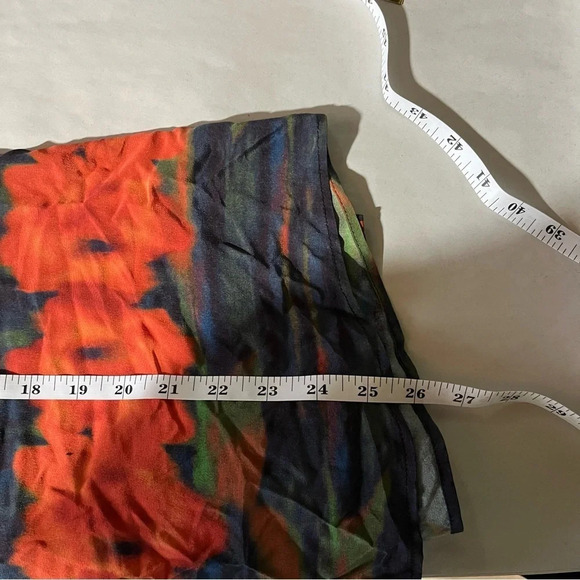 ECRU ~ Classic Cezanne Black and Floral 100% Silk Sleeveless Tank Button Down - Picture 9 of 10